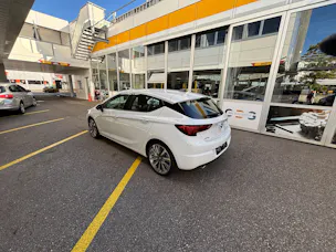 OPEL Astra 1.6i Turbo Excellence