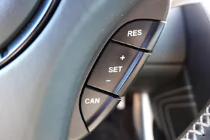 ASTON MARTIN V8 Vantage 4.7 S SP10 - "CH Véhicule * Full Entretien Aston * intérieur cuir noir * Phares xenon * Son Bang&Olufsen"