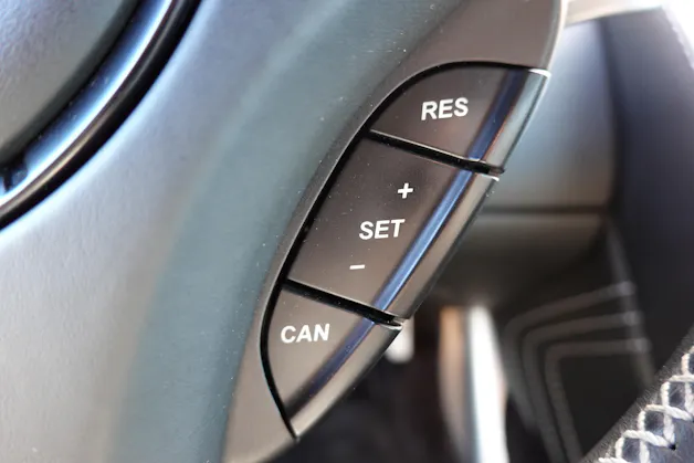 ASTON MARTIN V8 Vantage 4.7 S SP10 - "CH Véhicule * Full Entretien Aston * intérieur cuir noir * Phares xenon * Son Bang&Olufsen"