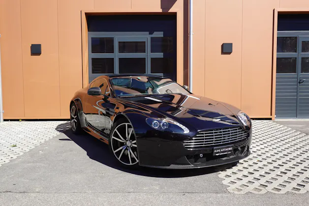 ASTON MARTIN V8 Vantage 4.7 S SP10 - "CH Véhicule * Full Entretien Aston * intérieur cuir noir * Phares xenon * Son Bang&Olufsen"
