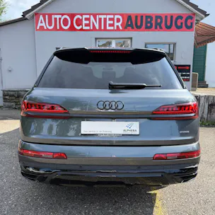 AUDI Q7 50 TDI quattro S Line tiptronic *CH-FAHRZEUG - 4 JAHRE GARANTIE - GRATIS SERVICE - 7 SITZE*