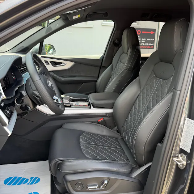 AUDI Q7 50 TDI quattro S Line tiptronic *CH-FAHRZEUG - 4 JAHRE GARANTIE - GRATIS SERVICE - 7 SITZE*