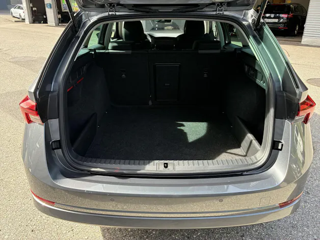 SKODA Octavia Combi 2.0 TDI DSG Ambition 4x4