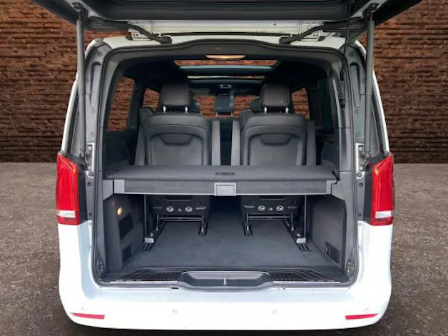 MERCEDES-BENZ V 300 d SwissEdition L 4M