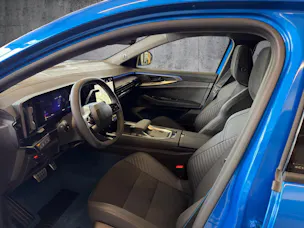 RENAULT Rafale 4x4 Atelier Alpine 300 1.2 E-Tech Plug-in Hybrid **Leasingaktion 1.99%**