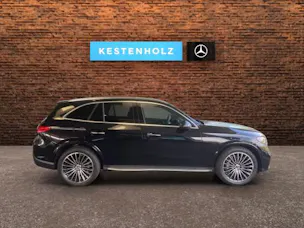 MERCEDES-BENZ GLC 300 d 4M 9G-Tronic