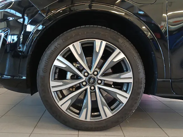 FORD Kuga 2.5 Plug-in Hybrid Vignale