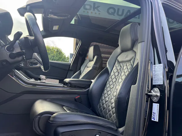AUDI SQ7 TFSI quattro tiptronic