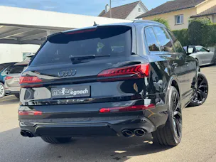 AUDI SQ7 TFSI quattro tiptronic