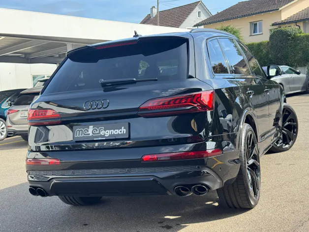 AUDI SQ7 TFSI quattro tiptronic