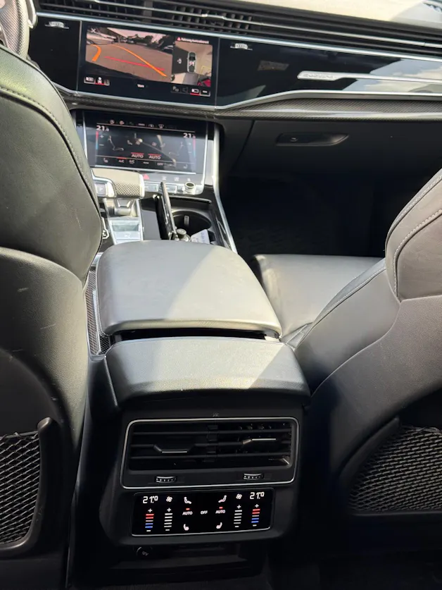 AUDI SQ7 TFSI quattro tiptronic
