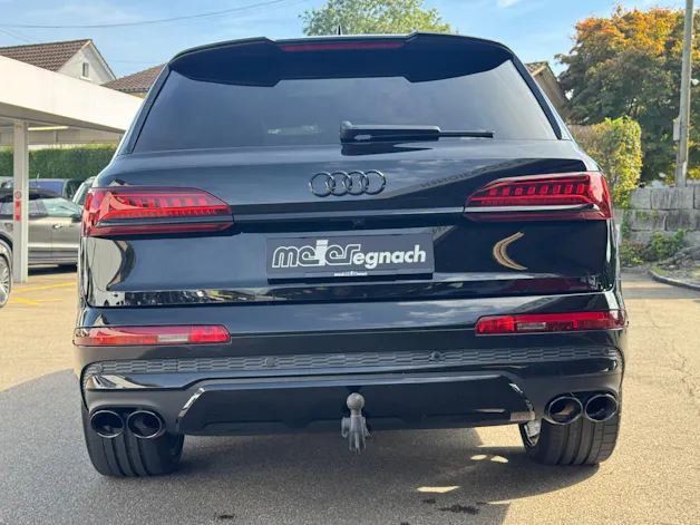 AUDI SQ7 TFSI quattro tiptronic