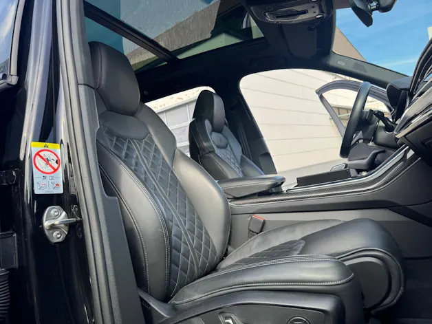 AUDI SQ7 TFSI quattro tiptronic