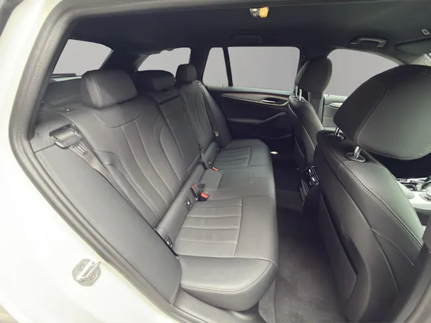BMW 530d xDrive 48V Touring Steptronic