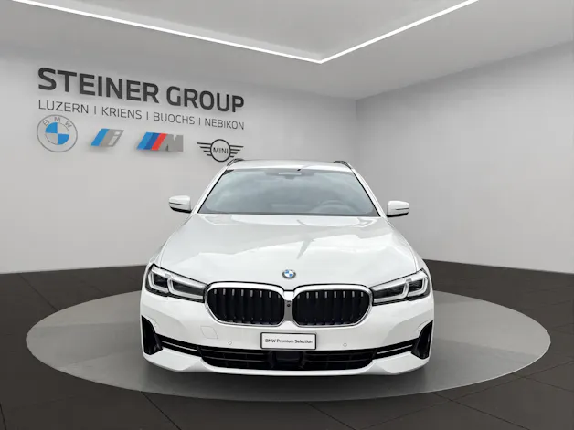 BMW 530d xDrive 48V Touring Steptronic