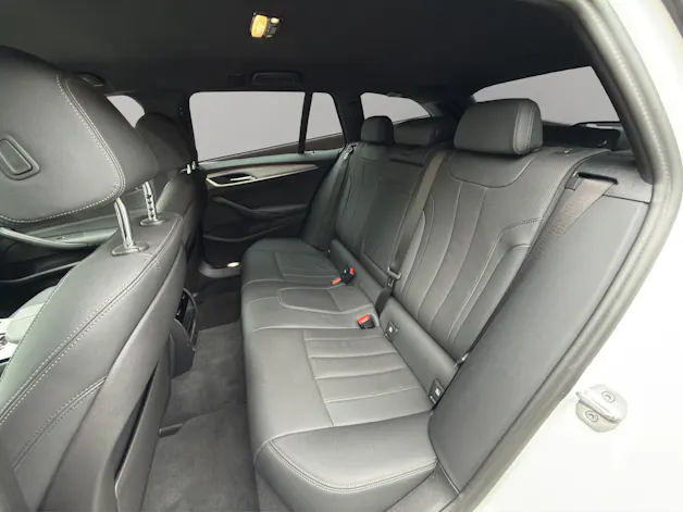 BMW 530d xDrive 48V Touring Steptronic