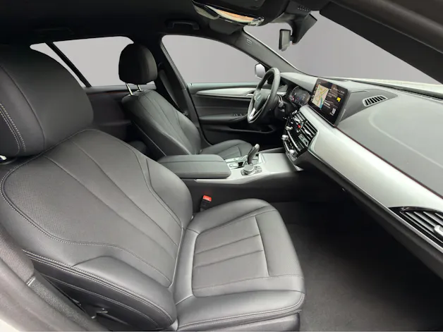 BMW 530d xDrive 48V Touring Steptronic