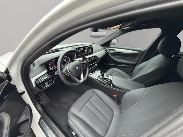 BMW 530d xDrive 48V Touring Steptronic