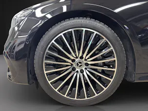 MERCEDES-BENZ E 220 d 4Matic