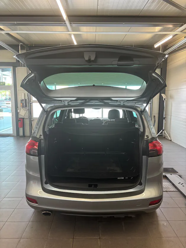 OPEL Zafira Tourer 1.6i 16V Turbo Sport Automatic
