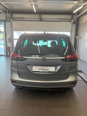 OPEL Zafira Tourer 1.6i 16V Turbo Sport Automatic
