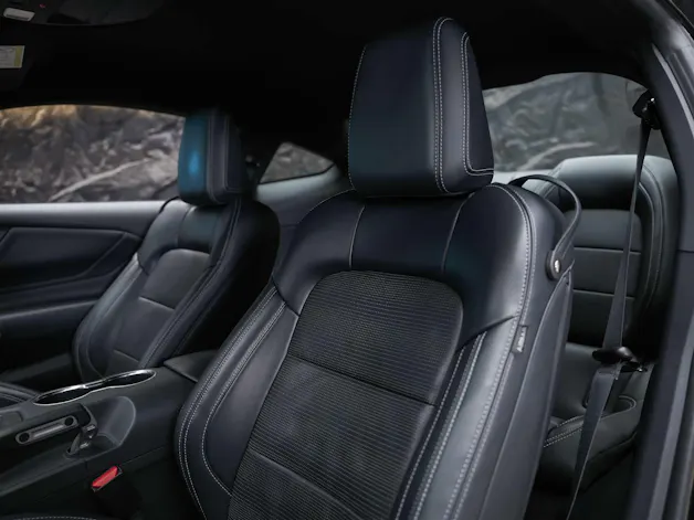 FORD Mustang Coupé 5.0 V8 GT *Facelift*Sitzbelüftung*Lenkradheizung*