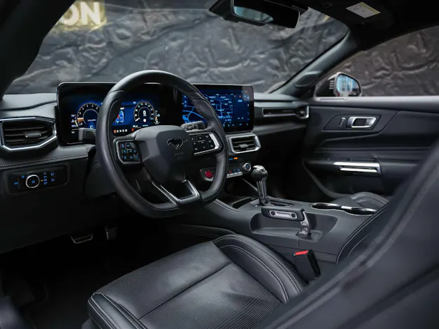 FORD Mustang Coupé 5.0 V8 GT *Facelift*Sitzbelüftung*Lenkradheizung*