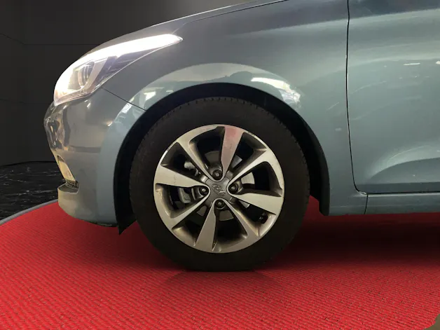 HYUNDAI i20 1.4 Amplia Automatic