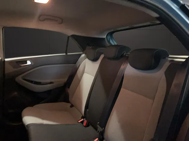 HYUNDAI i20 1.4 Amplia Automatic