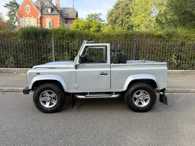 Land Rover 90TD4 Soft Top