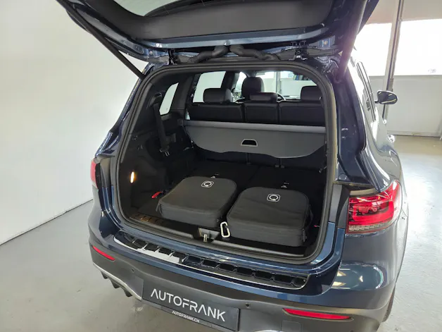 MERCEDES-BENZ EQB 350 AMG Line 4matic 7-Plätzer