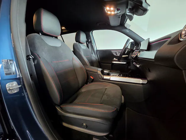 MERCEDES-BENZ EQB 350 AMG Line 4matic 7-Plätzer