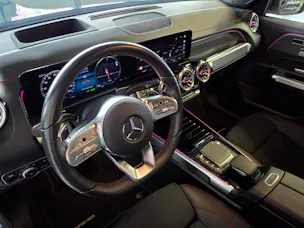 MERCEDES-BENZ EQB 350 AMG Line 4matic 7-Plätzer
