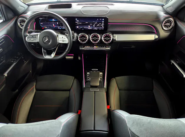 MERCEDES-BENZ EQB 350 AMG Line 4matic 7-Plätzer