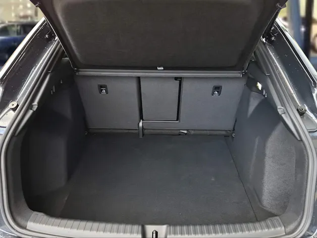 AUDI Q4 Sportback e-tron quattro performance Swiss Ski Tamboragrau Metallic