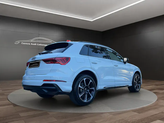 AUDI Q3 45 TFSI e S line S-tronic