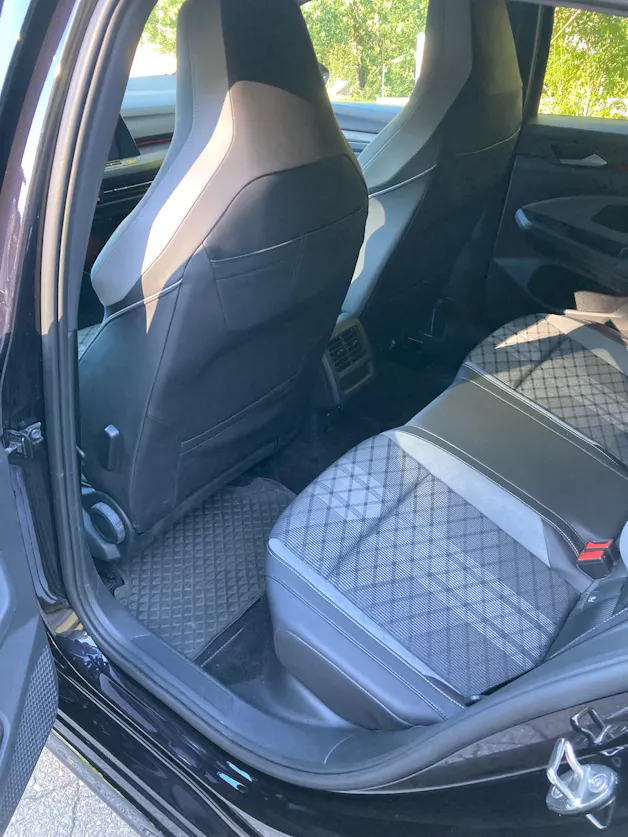 VW Golf 2.0 TSI R-Line DSG 4 Motion