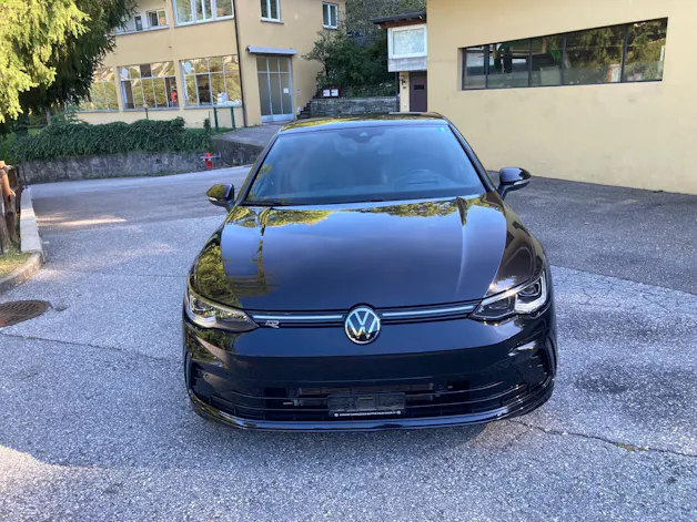 VW Golf 2.0 TSI R-Line DSG 4 Motion