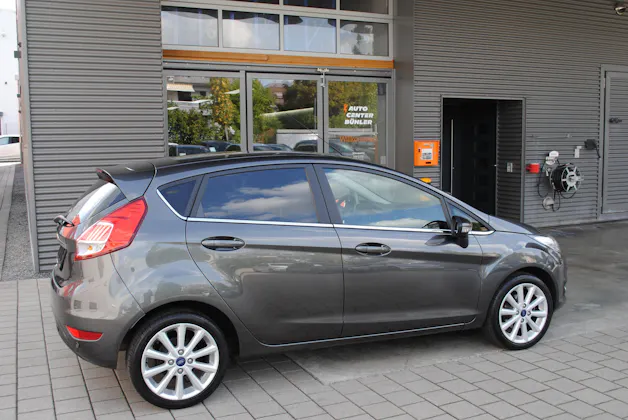 FORD Fiesta 1.0 SCTi Titanium