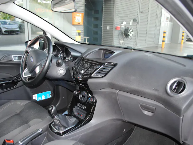 FORD Fiesta 1.0 SCTi Titanium