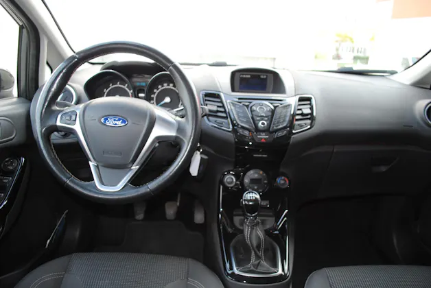 FORD Fiesta 1.0 SCTi Titanium