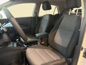 https://vehicle.imgix.net/4486758/6ff2b921-3141-4ef1-9df0-fca0f3021002.jpg