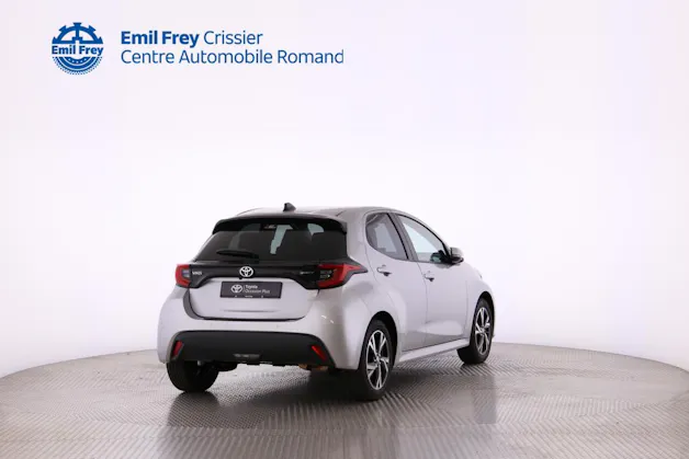 Toyota Yaris 1.5 VVT-i HSD Trend