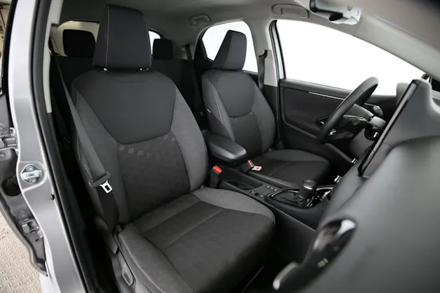 Toyota Yaris 1.5 VVT-i HSD Trend