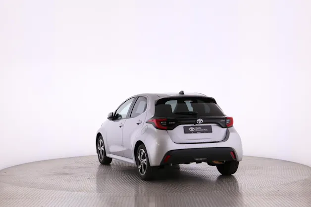 Toyota Yaris 1.5 VVT-i HSD Trend