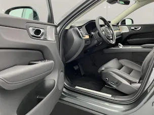 VOLVO XC60 2.0 T8 TE Ultra Dark eAWD