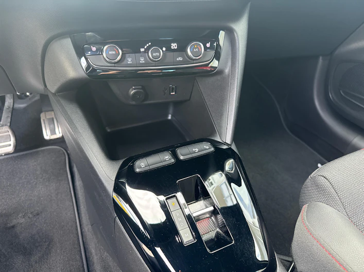Fahrzeugbild OPEL CORSA