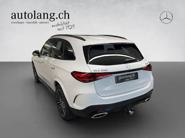 MERCEDES-BENZ GLC 300 AMG Line 4Matic