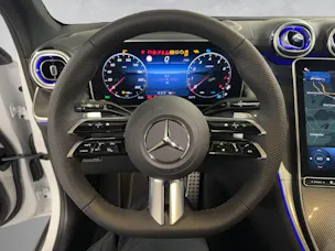 MERCEDES-BENZ GLC 300 AMG Line 4Matic