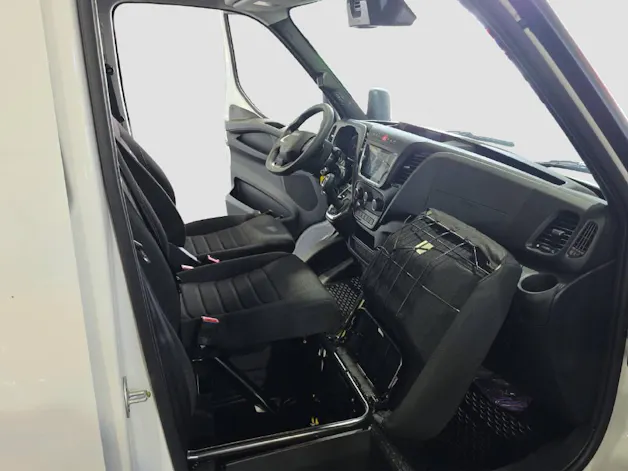 IVECO Daily 35 S 16B A8 V Kastenwagen 3520 L2H2